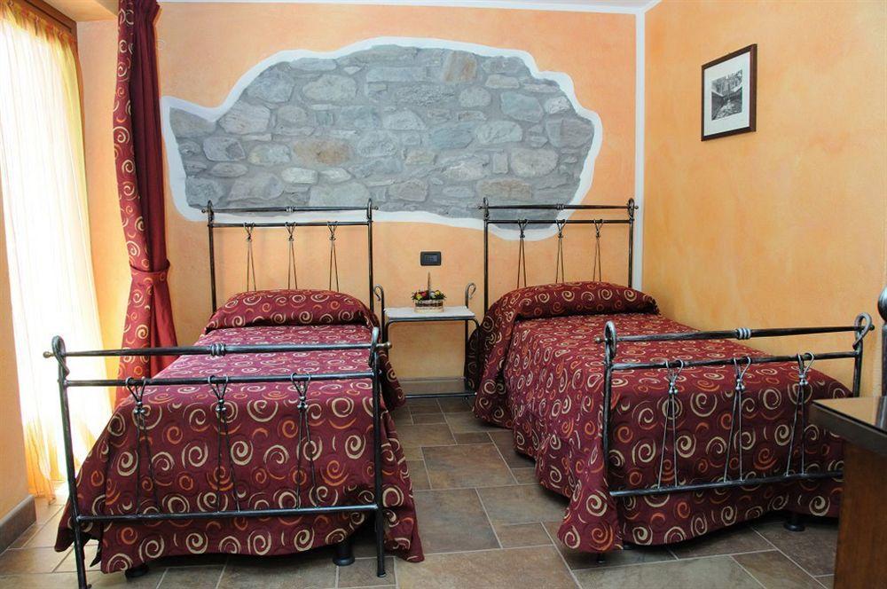 Bed and Breakfast Lo Teisson Pollein Екстер'єр фото