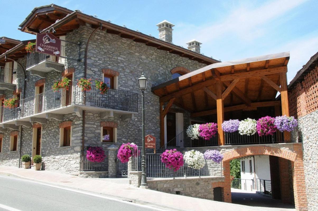 Bed and Breakfast Lo Teisson Pollein Екстер'єр фото