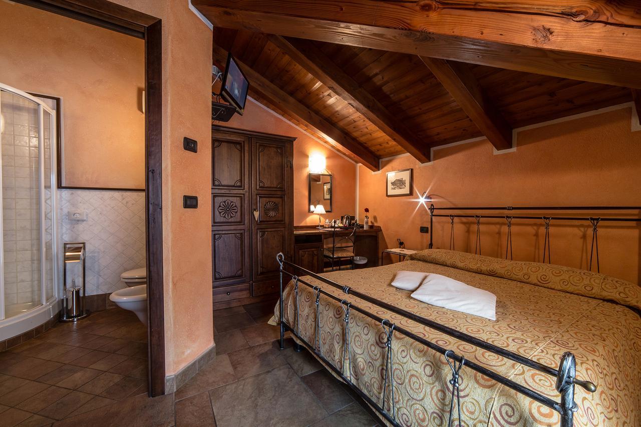 Bed and Breakfast Lo Teisson Pollein Екстер'єр фото