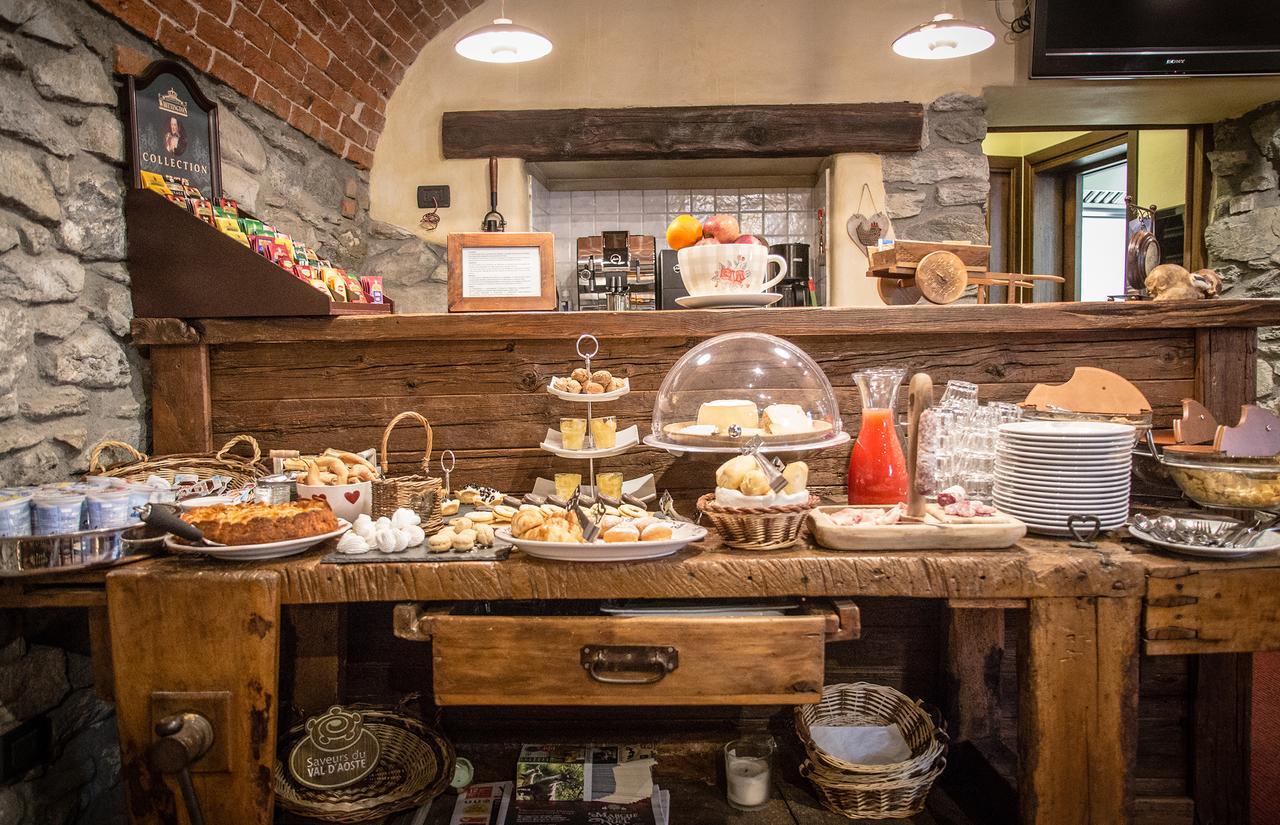Bed and Breakfast Lo Teisson Pollein Екстер'єр фото